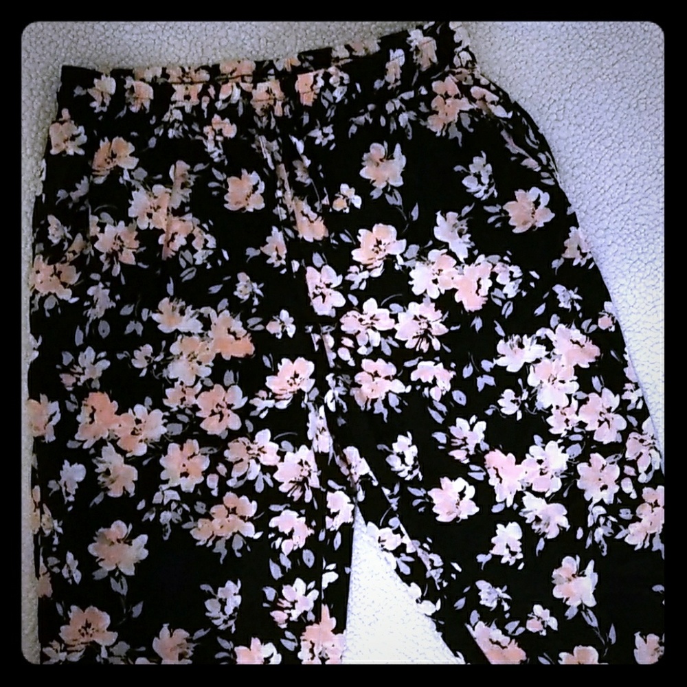 Aeropostale flower pants